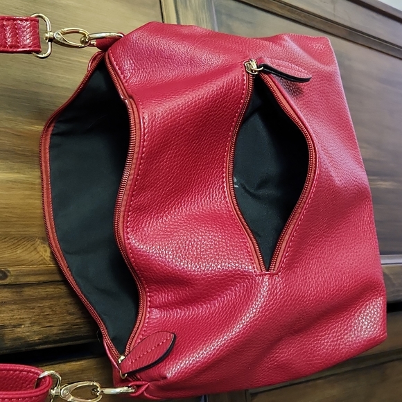 Shoulder Bag - Picture 3 of 7